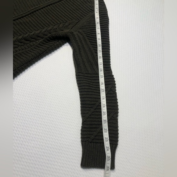 GAP Women’s Cable Knit Olive Green Zip-Up Sweater/Jacket - Picture 11 of 16